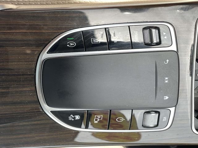 Used 2022 White Mercedes-Benz GLC 300 image 30