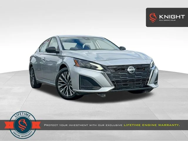 Used 2024 Silver Nissan 2.5 SV image 1