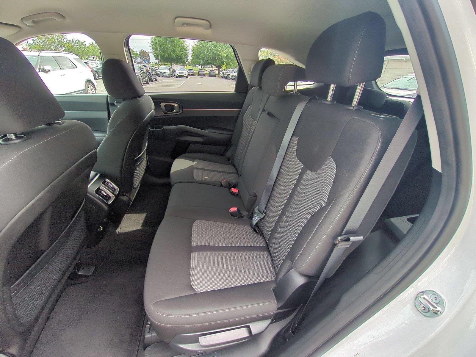 Used 2023 Glacial White Pearl Kia LX image 30