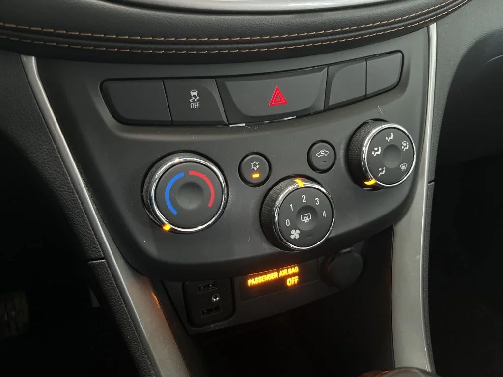 Used 2022 Black Chevrolet LT image 14