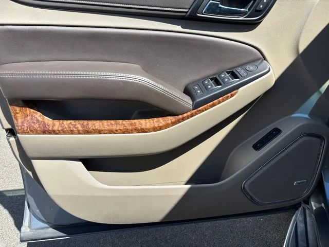 Used 2019 Gray Chevrolet Premier image 22