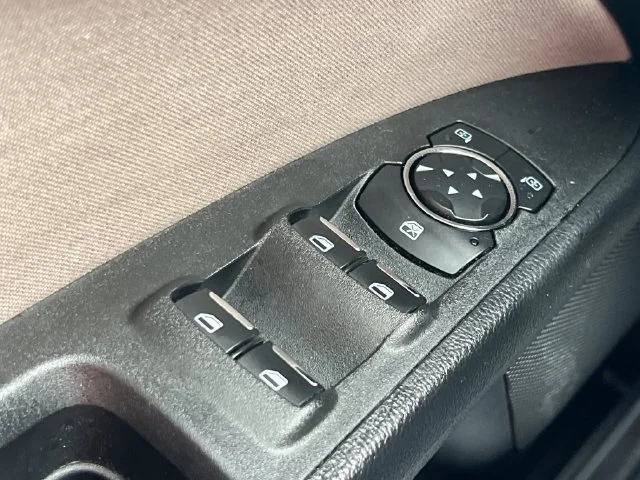 Used 2020 Silver Ford S image 30