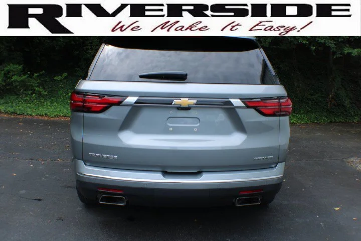 Used 2023 Sterling Gray Metallic Chevrolet Premier image 19