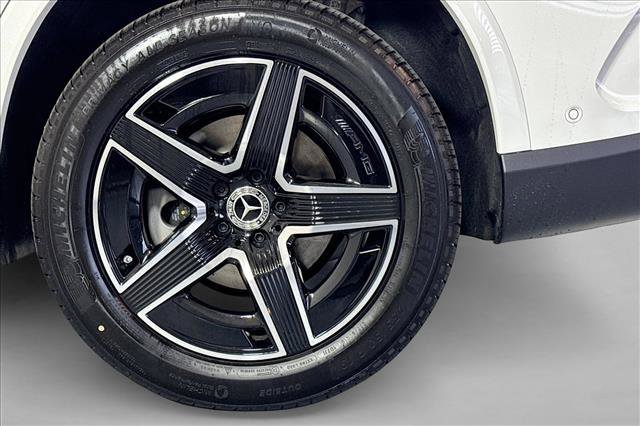 New 2026 Polar White Mercedes-Benz GLC 300 image 59