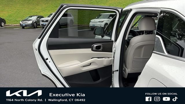 Used 2023 White Kia EX image 20