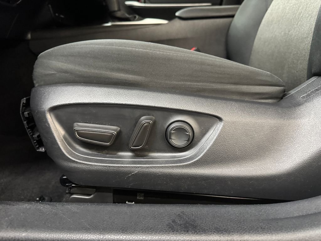 Used 2024 Ice Toyota LE image 14