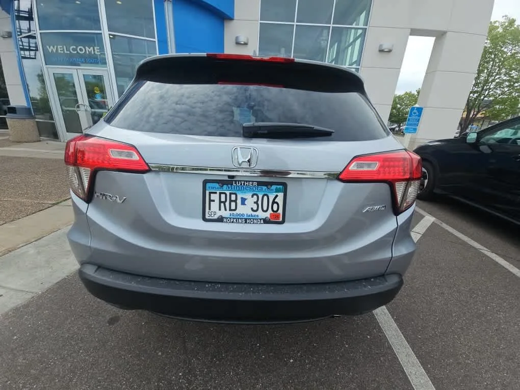 Certified Used 2020 Lunar Silver Metallic Honda EX-L image 4