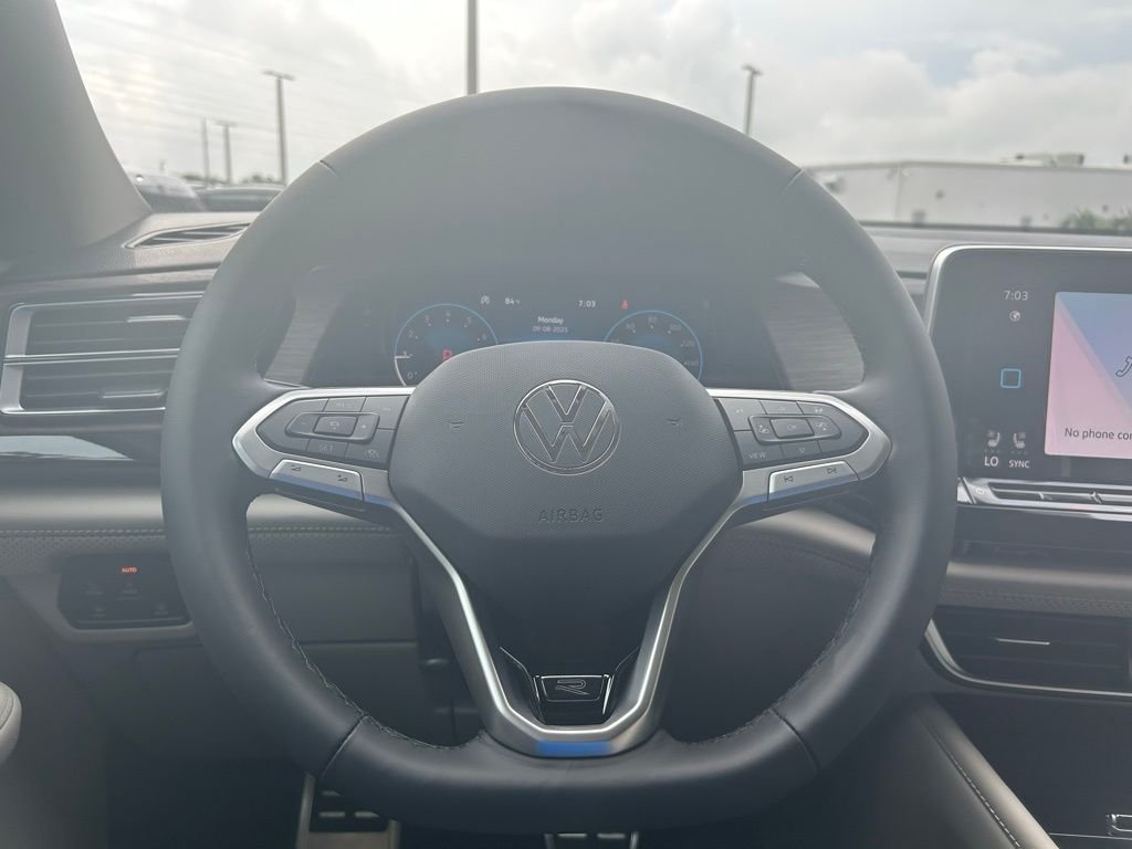 2026 Volkswagen Atlas SEL Premium R-Line - Photo 15