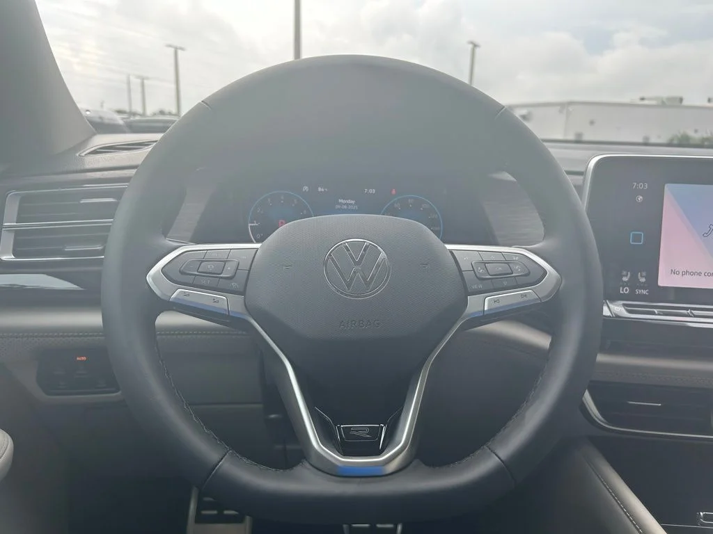 2026 Volkswagen Atlas SEL Premium R-Line - Photo 15