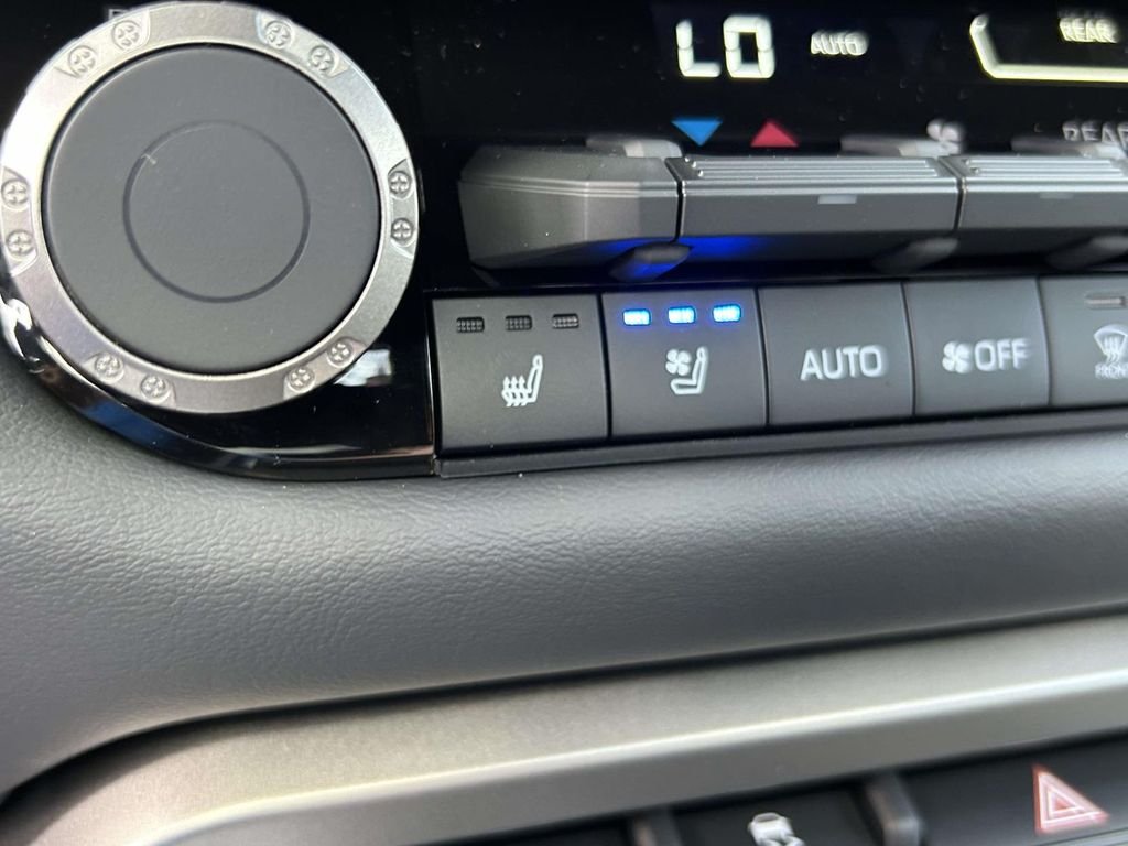 Used 2026 Gray Toyota Platinum image 27