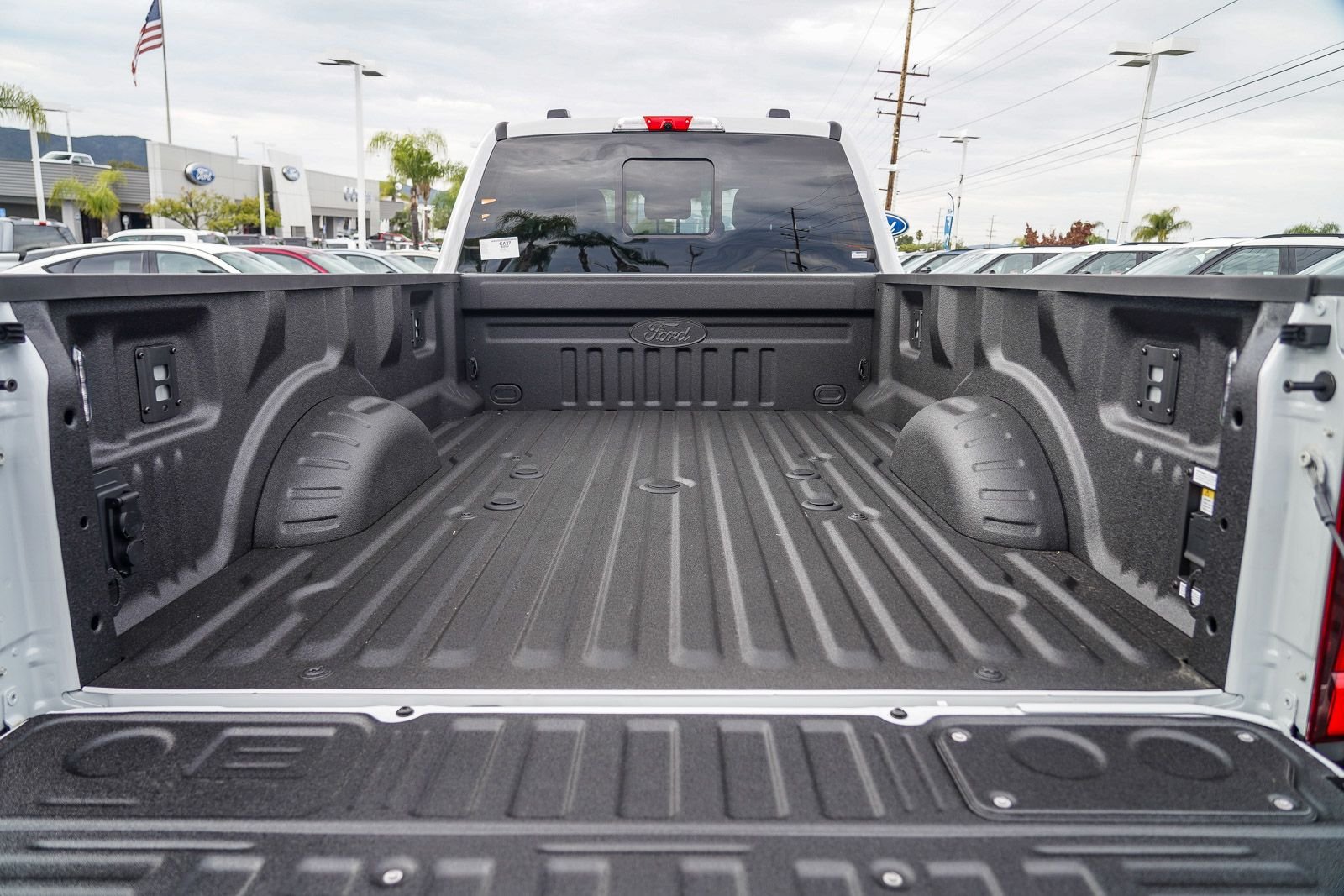 New 2026 Avalanche Ford F-350® Platinum® image 26