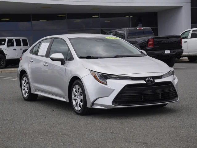 2025 Toyota Corolla LE