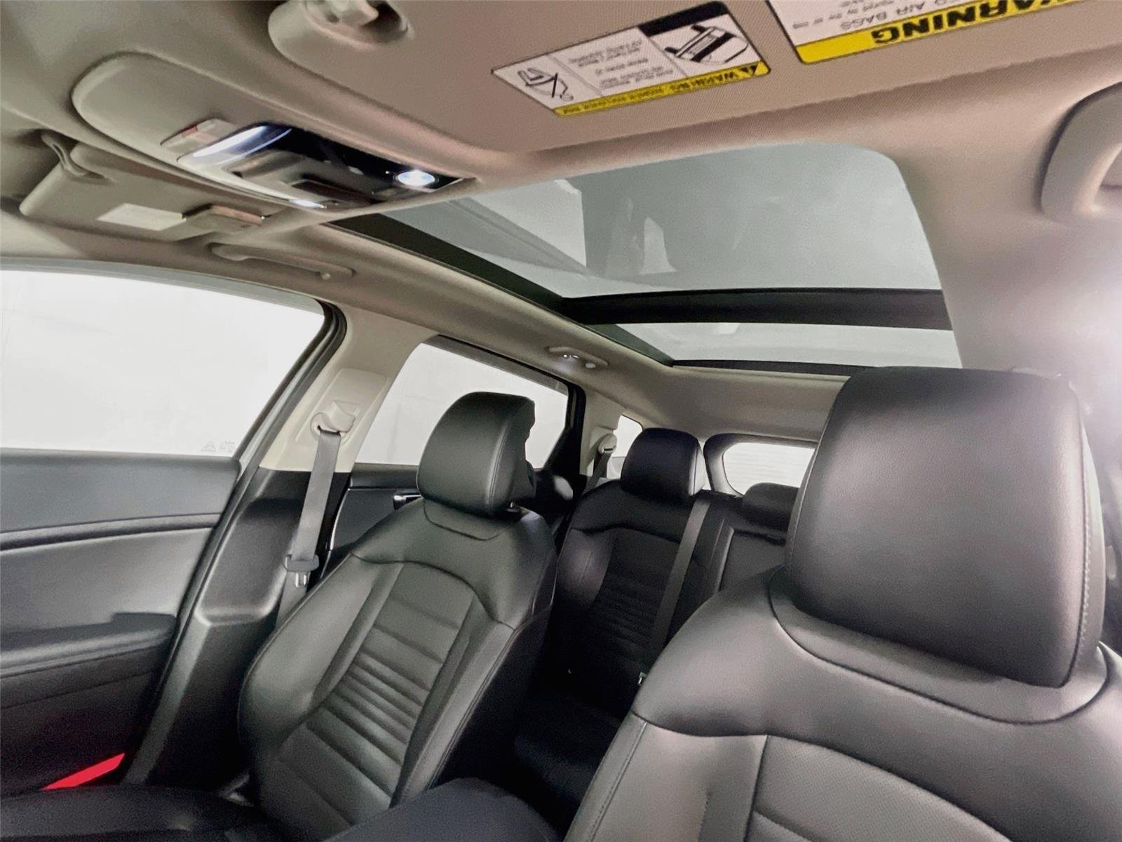 Used 2025 Wolf Gray Kia SX-Prestige image 12