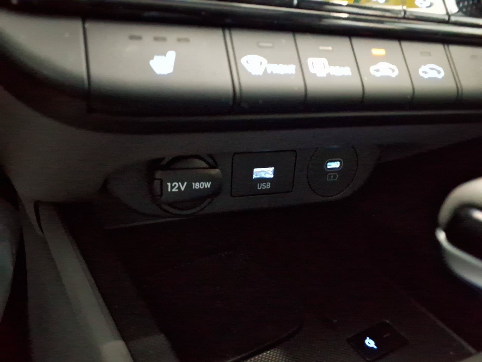 Certified Used 2024 Amazon Gray Hyundai SEL image 25