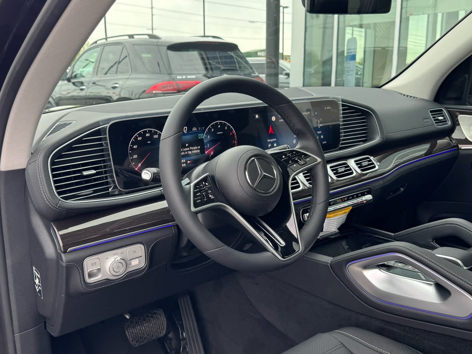 New 2026 Obsidian Black Metallic Mercedes-Benz GLS 450 image 15