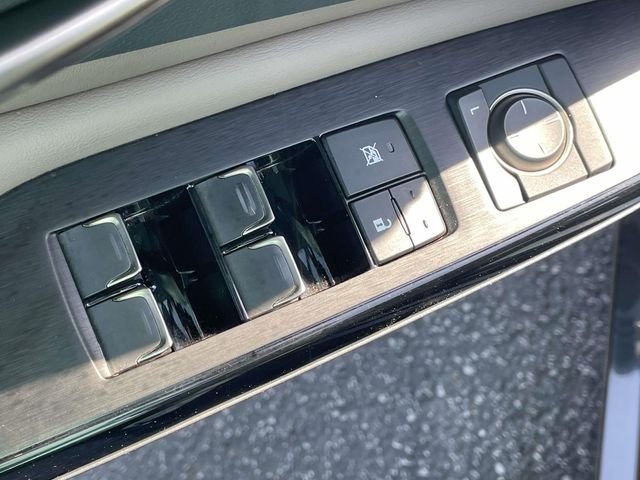 2023 Lexus ES 350 - Photo 15