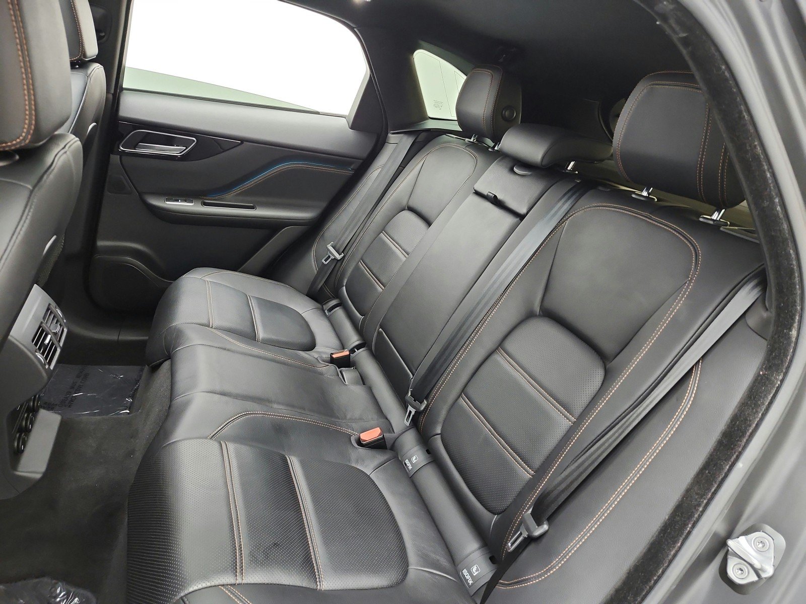 Used 2018 Corris Grey Metallic Jaguar 25t Prestige AWD image 15