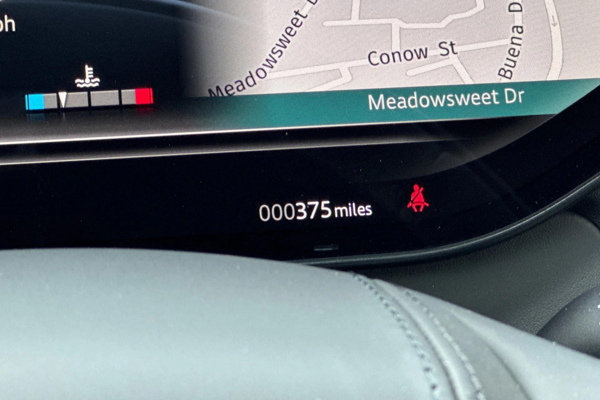 New 2026 Carpathian Grey Land Rover SE image 28