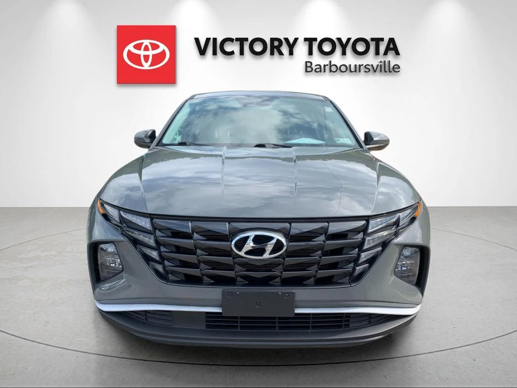 Used 2024 Gray Hyundai SE image 8