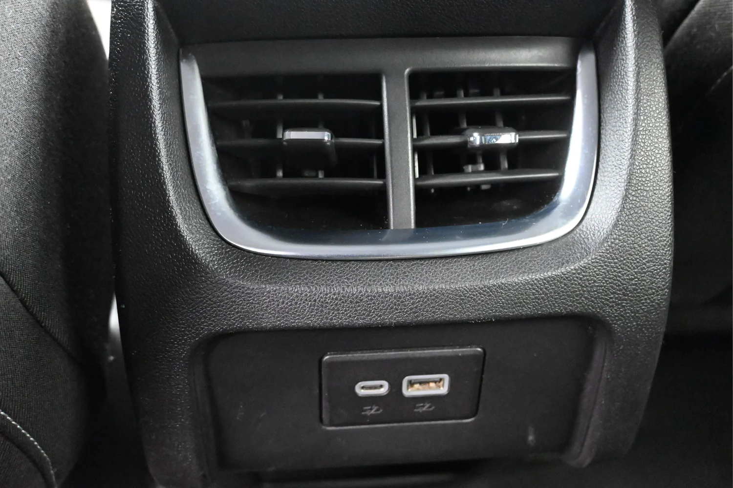 Used 2025 Black Chevrolet LT image 14