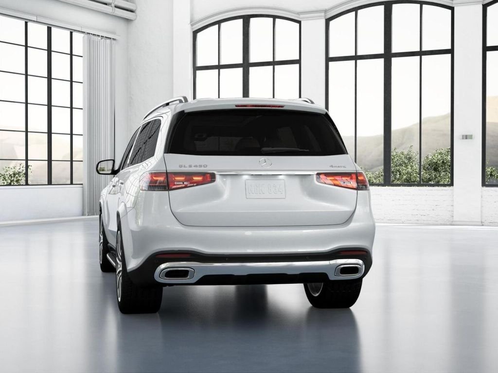 New 2026 MANUFAKTUR Moonlight White Metallic Mercedes-Benz GLS 450 image 26