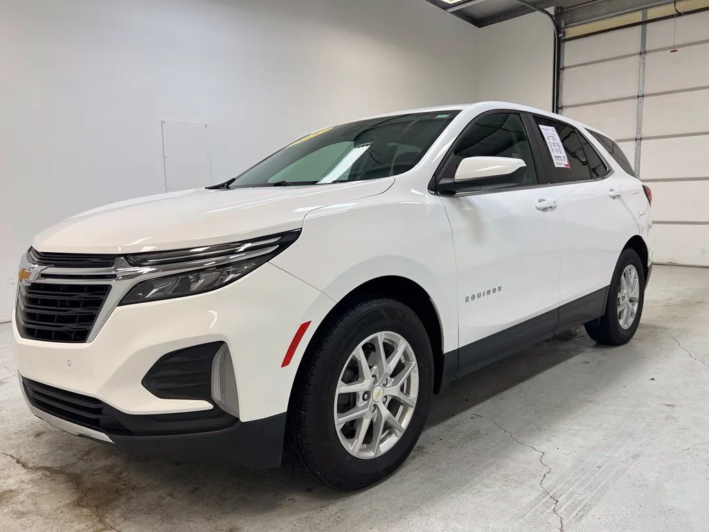Used 2022 White Chevrolet LT image 12