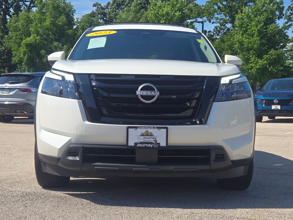 Certified Used 2023 White Nissan SV image 3