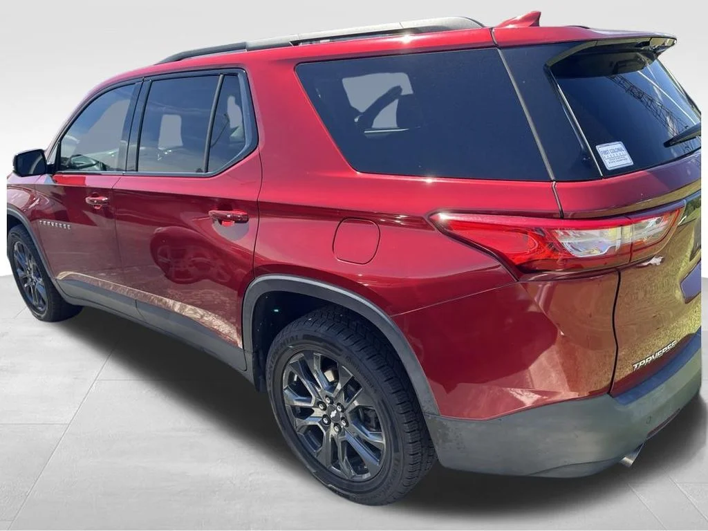 Used 2018 Red Chevrolet RS image 17
