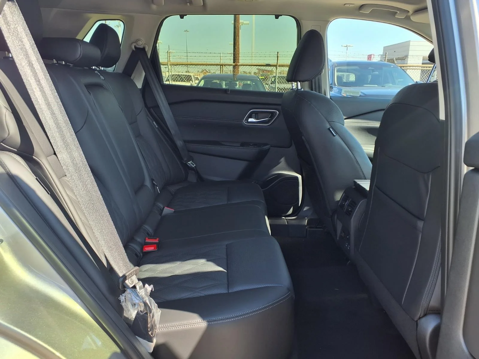 2026 Nissan Rogue Platinum Silver at Robbins Nissan