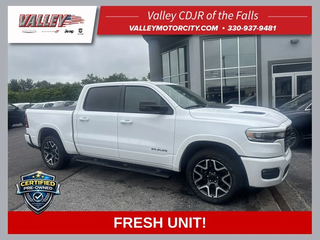 2025 RAM 1500 Laramie 4x4 Crew Cab 5'7's photo