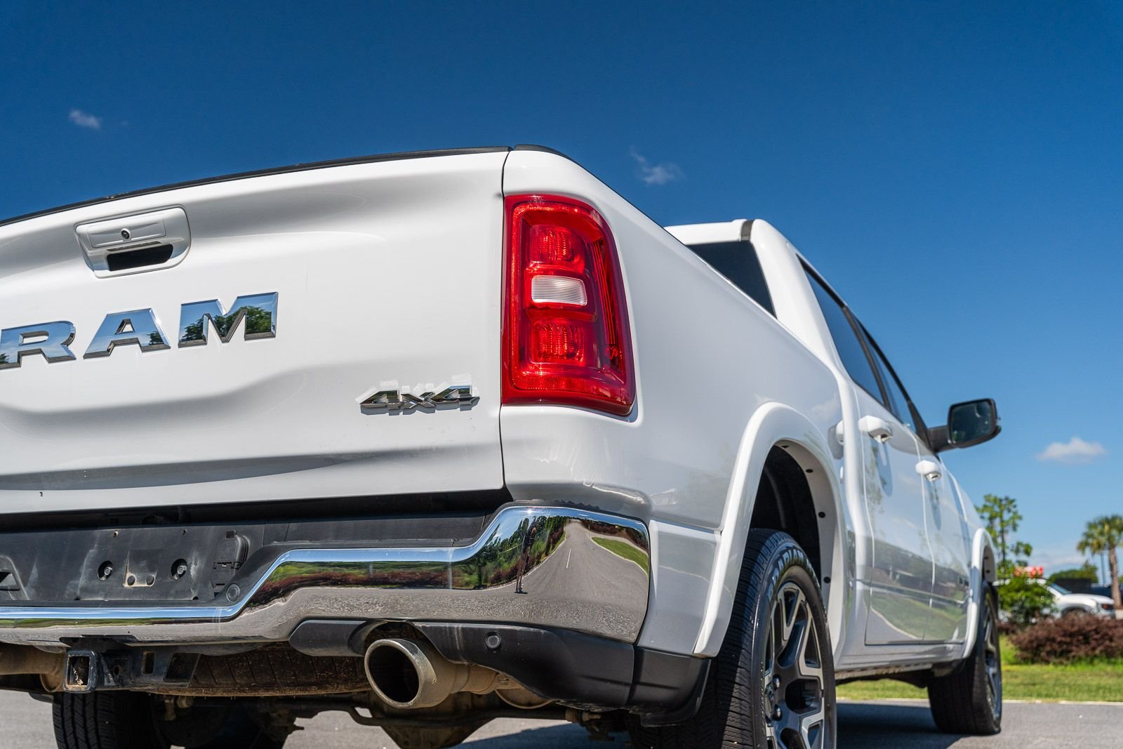 Used 2025 White Ram Laramie image 16