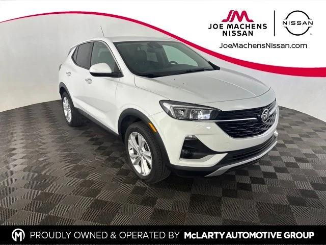 Used 2022 White Buick Preferred image 1