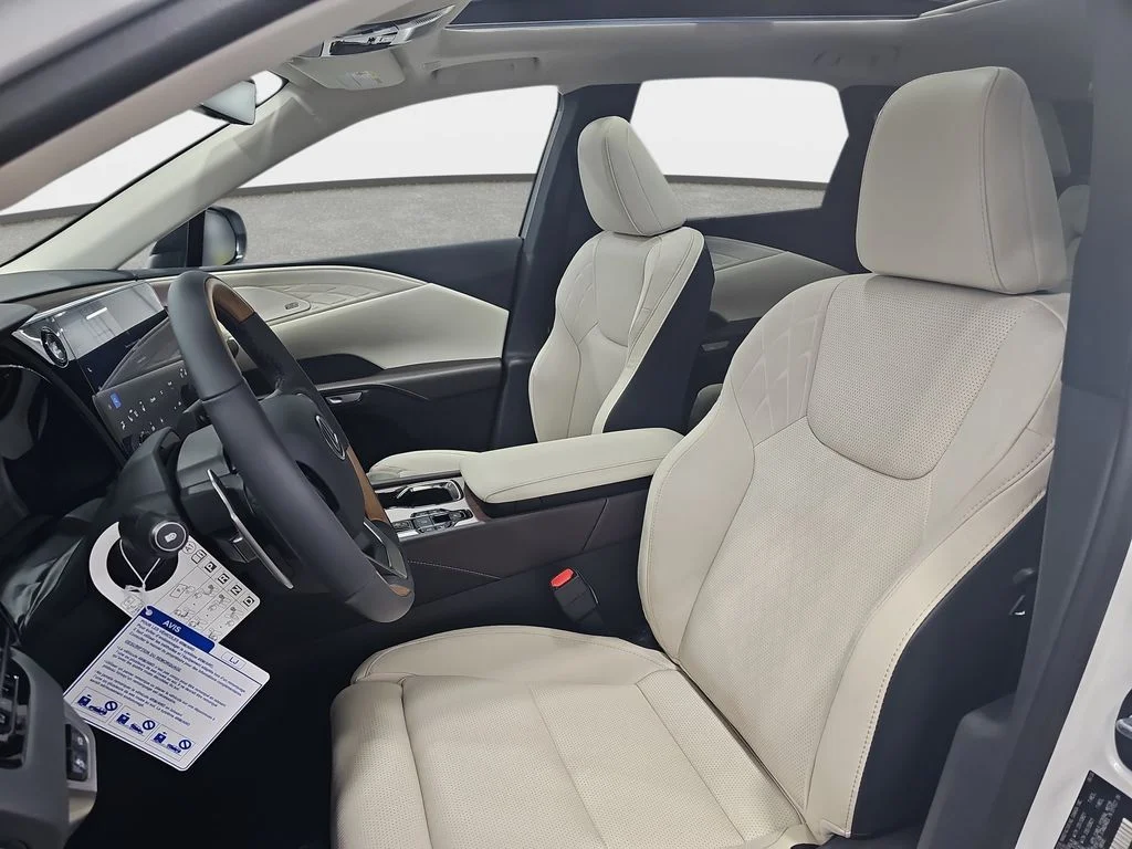 New 2026 Eminent White Pearl Lexus LUXURY image 14