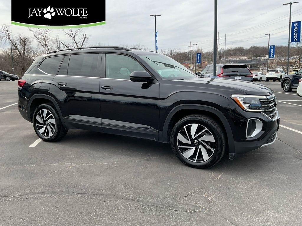 2025 Volkswagen Atlas SE w/Tech