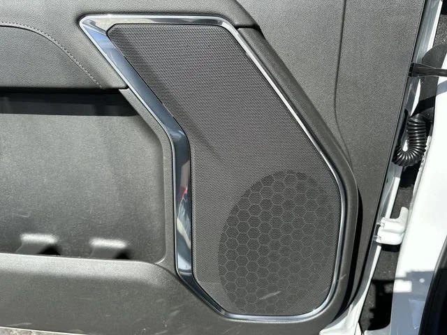 New 2026 Summit White GMC SLE image 24