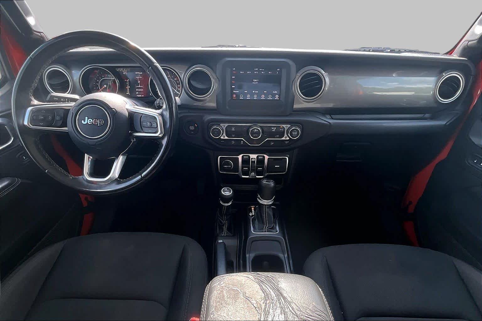 Used 2019 Punkn Metallic Clear Coat Jeep Sahara image 15