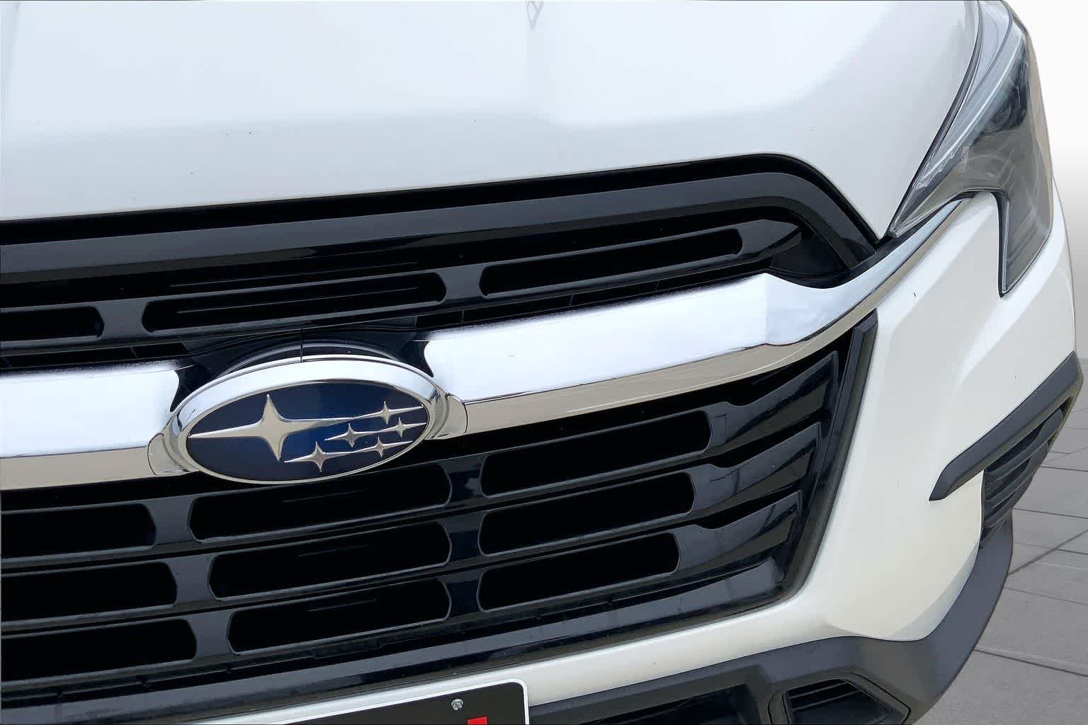 Used 2023 Crystal White Pearl Subaru Premium image 29