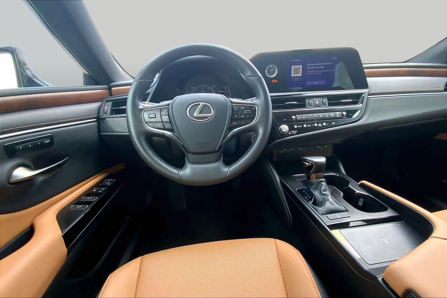 2024 Lexus ES 350 - Photo 10