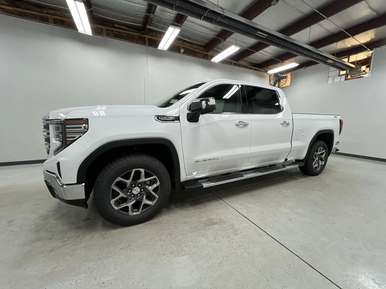 2026 GMC Sierra 1500 SLT - Photo 64