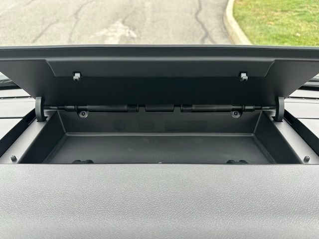 New 2026 Jet Black Mercedes-Benz 4500 image 28