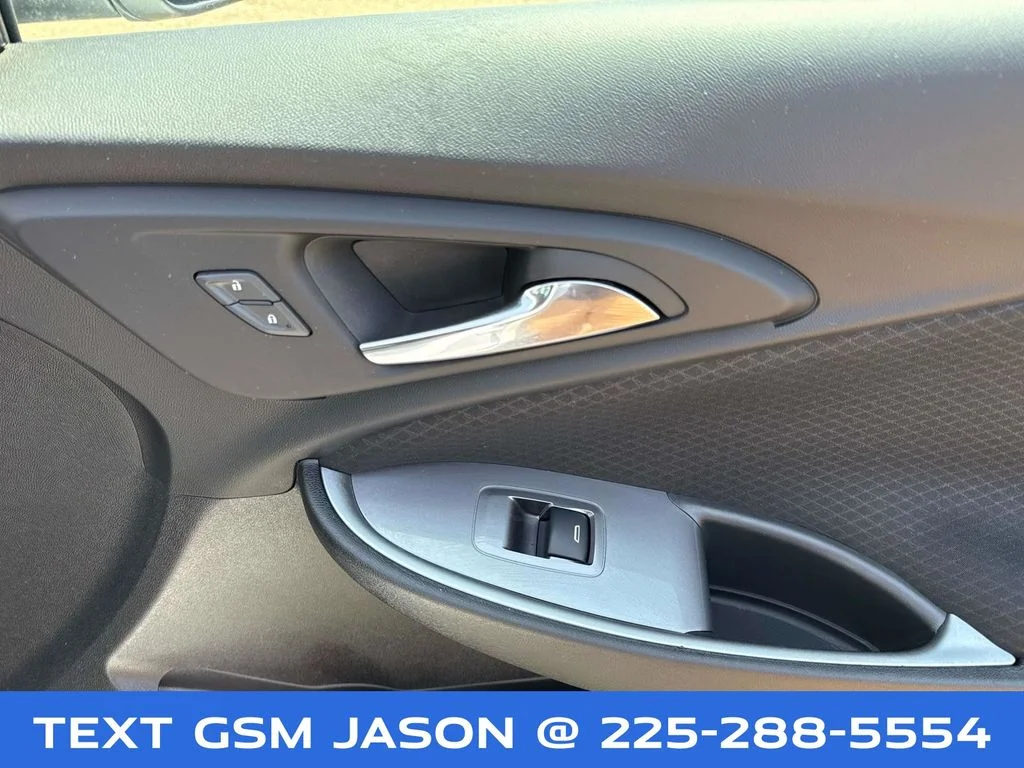 2025 Chevrolet Malibu 1LT - Photo 28
