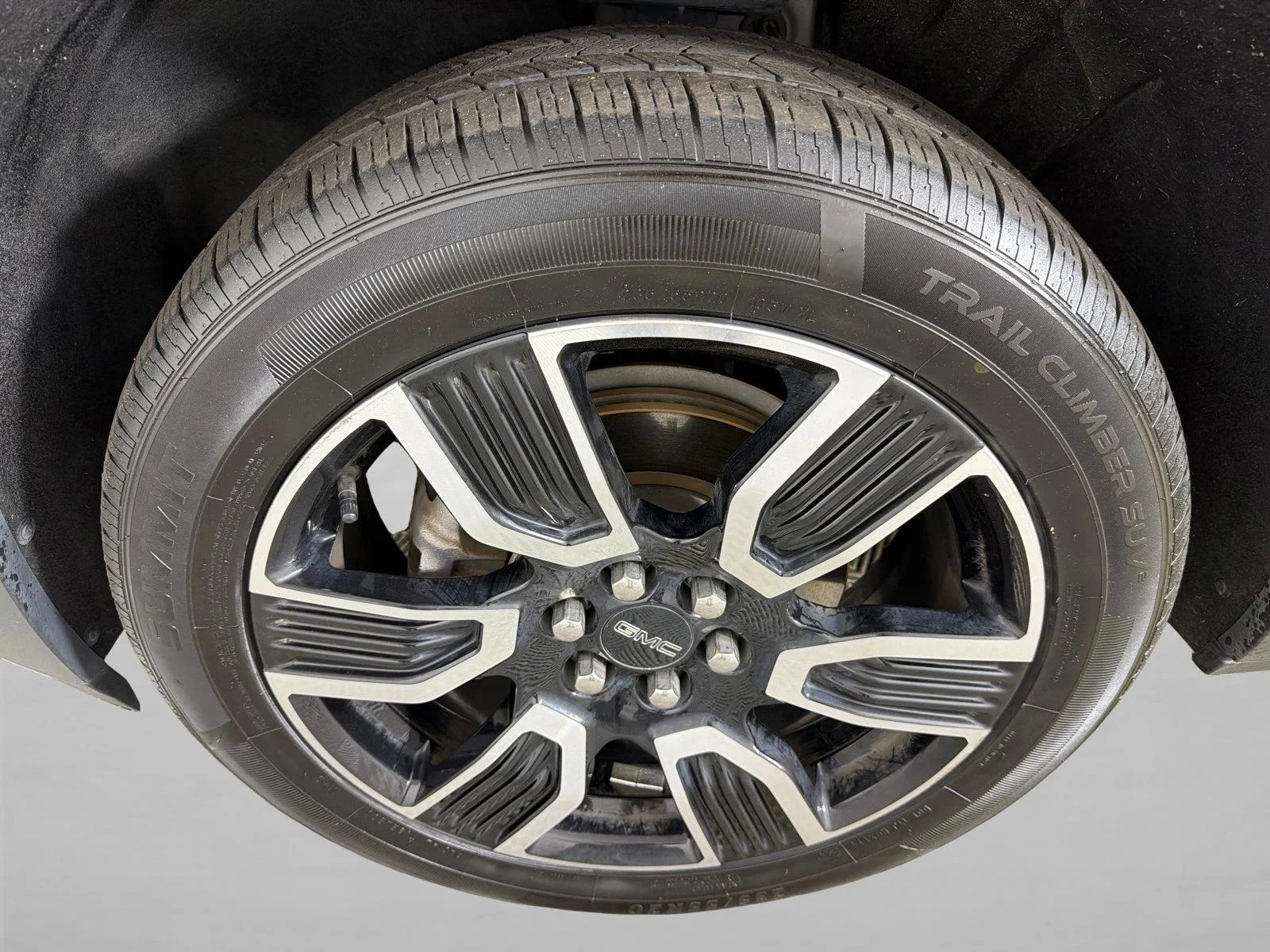 Used 2022 White GMC SLT image 13