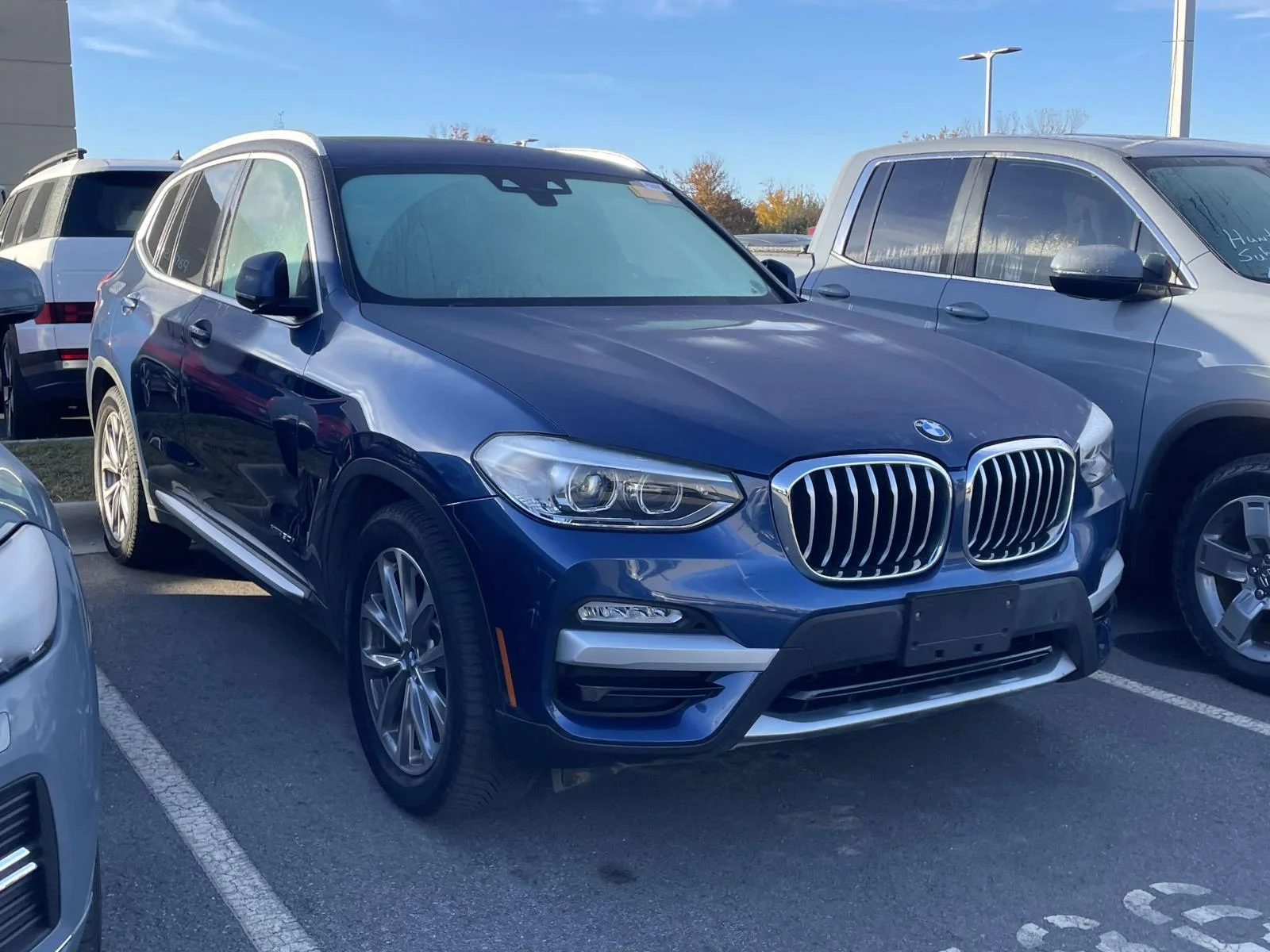 Used 2018 Phytonic Blue Metallic BMW xDrive30i image 2