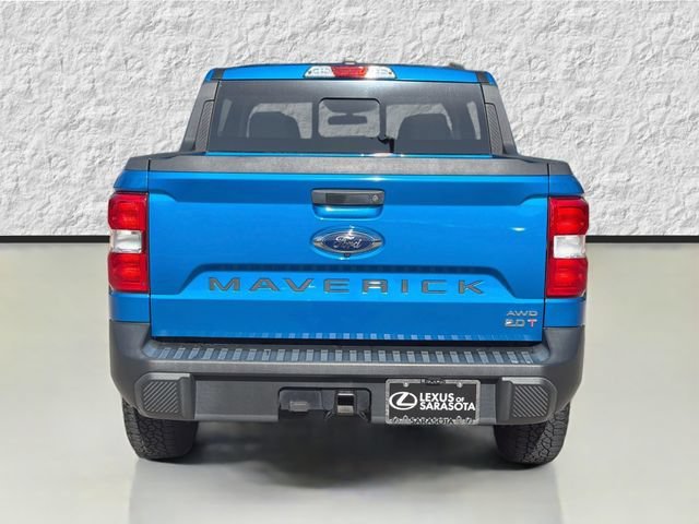 Used 2022 Blue Metallic Ford LARIAT image 4