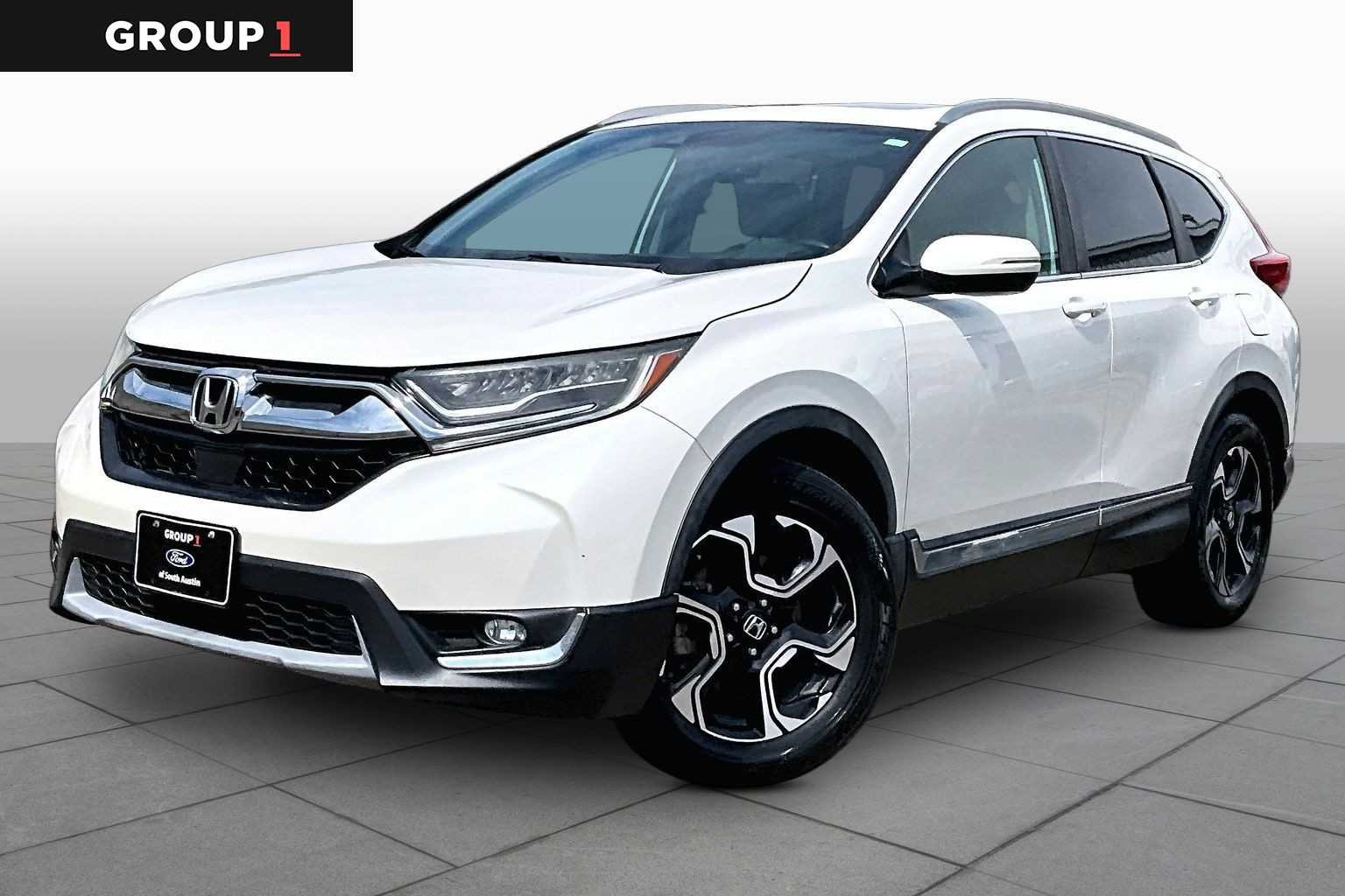 2017 Honda CR-V Touring 2WD's photo