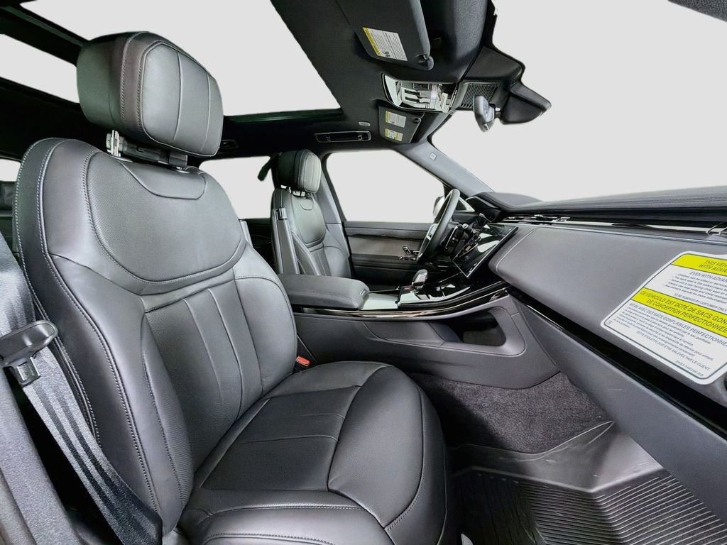 New 2027 Carpathian Grey Land Rover  SE P360 image 30