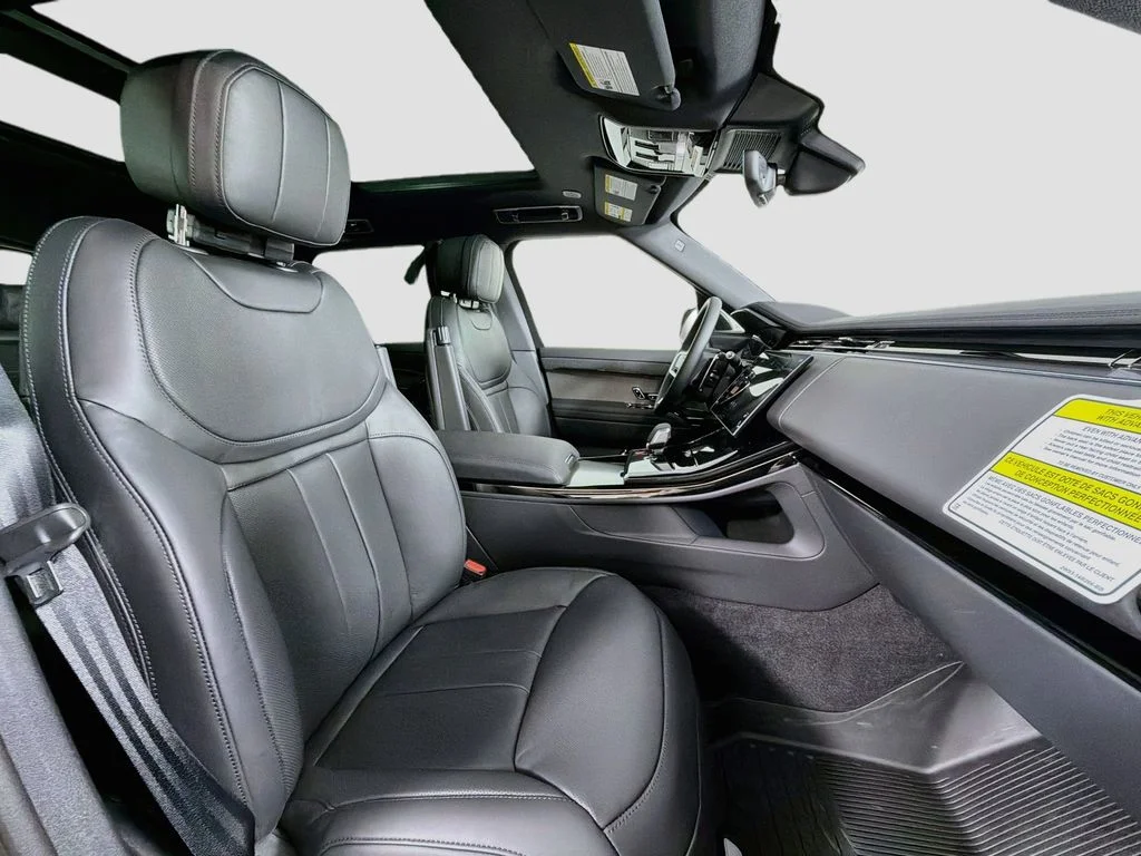 New 2027 Carpathian Grey Land Rover SE image 30