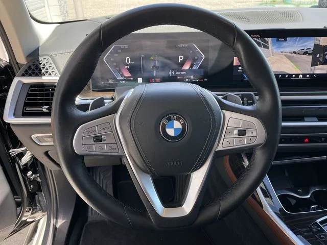 Used 2026 Black BMW xDrive40i image 14