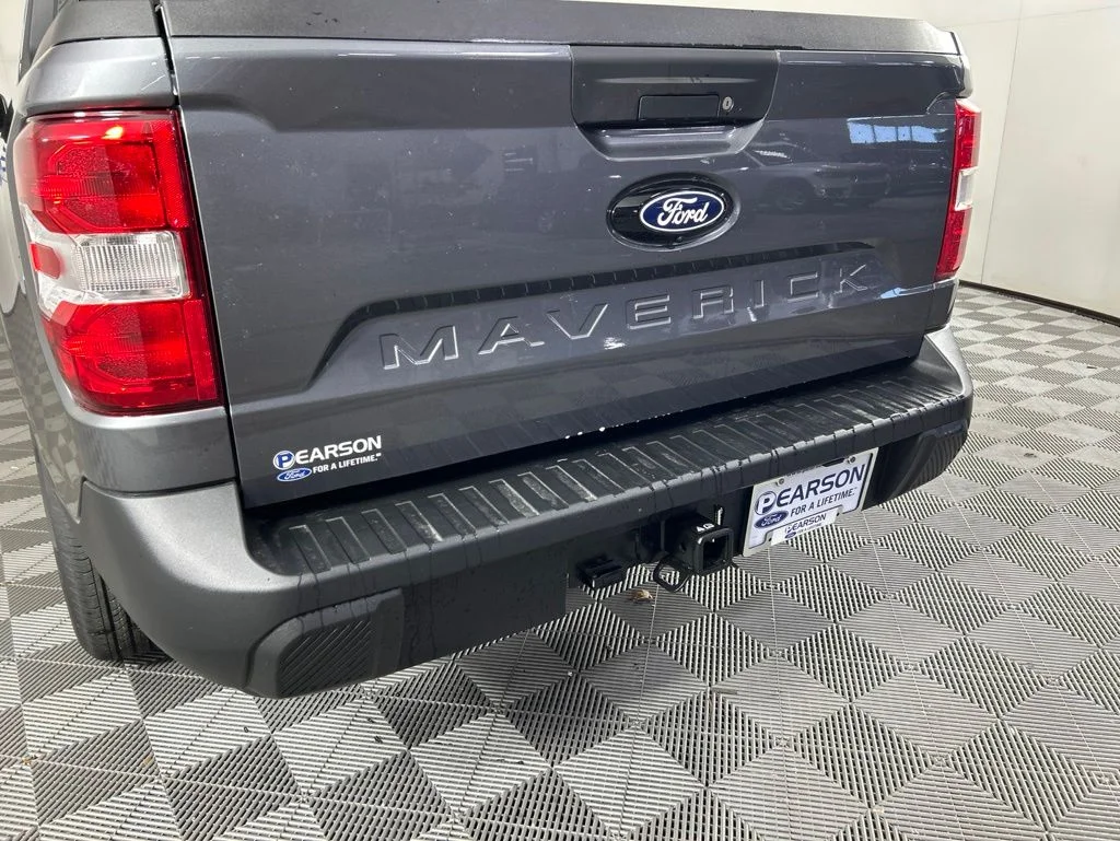 New 2026 Carbonized Gray Metallic Ford XL image 8