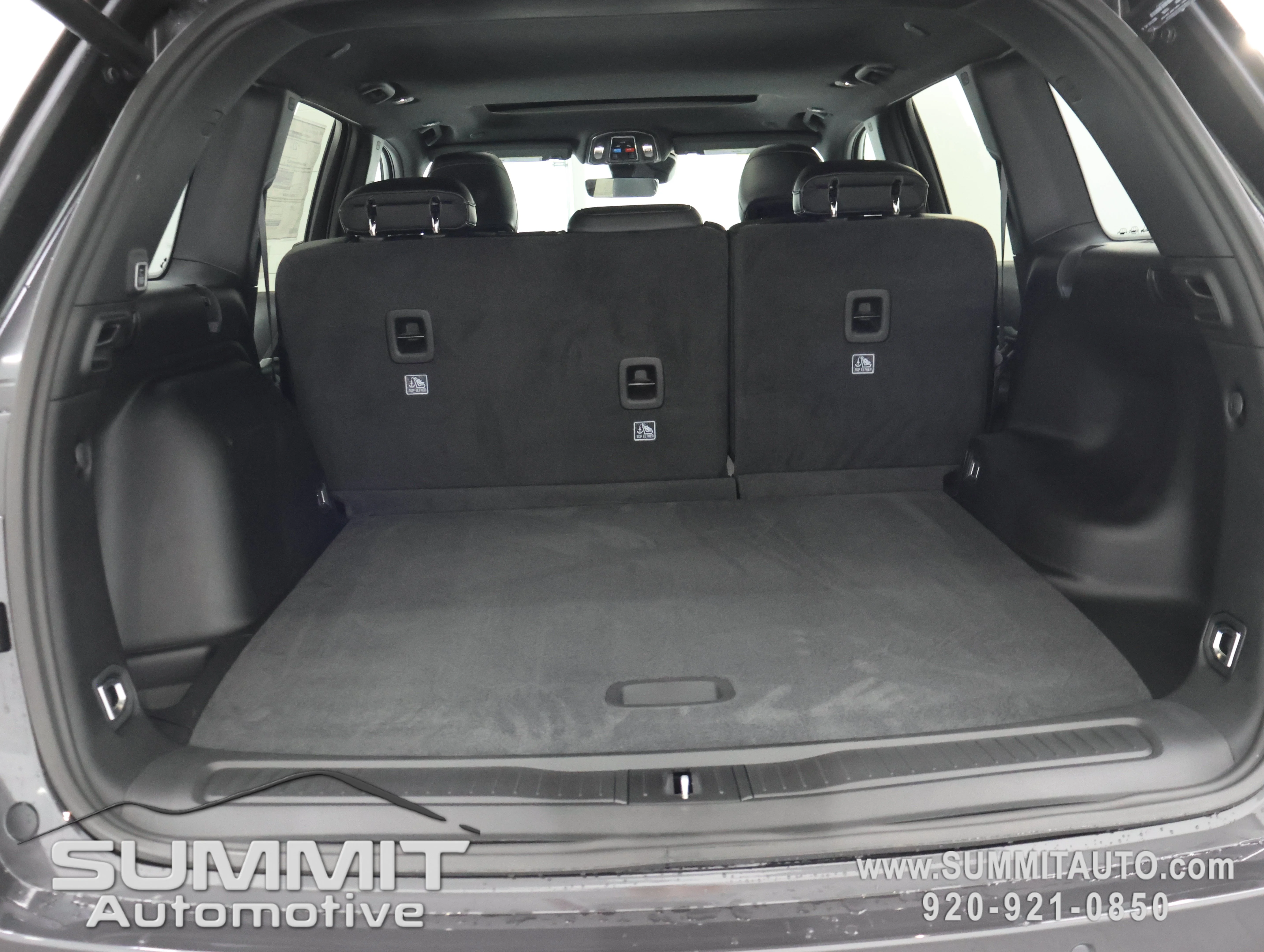 New 2026 Baltic Gray Metallic Clearcoat Jeep Altitude image 29